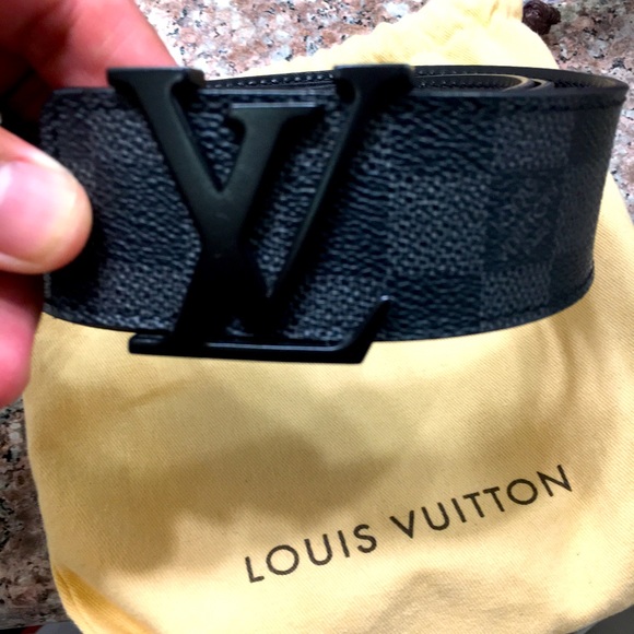 LV belt size 40 - Picture 1 of 5
